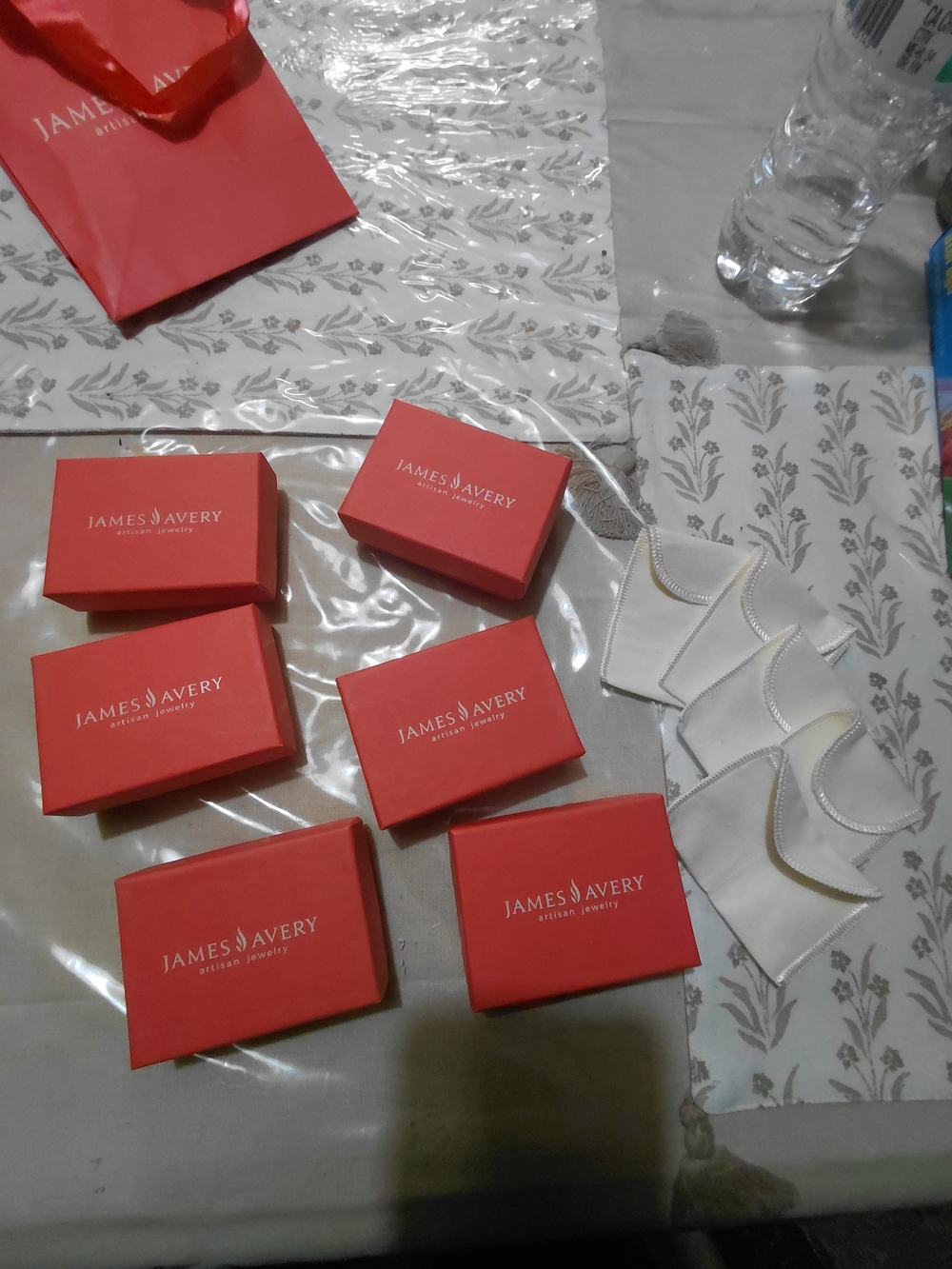 James Avery Red Jewelry Gift Boxes with White Pouches